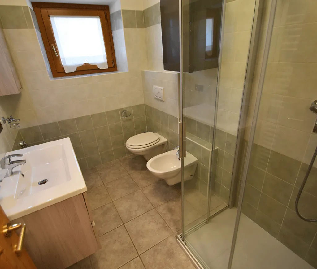 Bagno-Fiorelly-2-jpg.webp