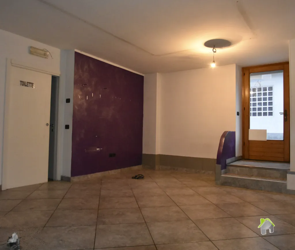 commerciale-affittasi-7.webp